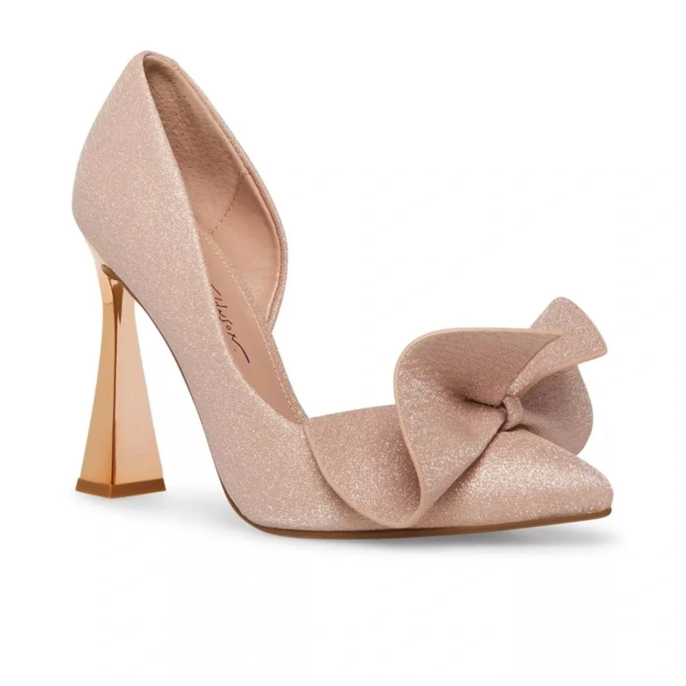 BETSEY JOHNSON BOW PUMPS - Picture 1 of 4